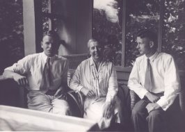 klaus_margarethe_rudolf_1925.jpg